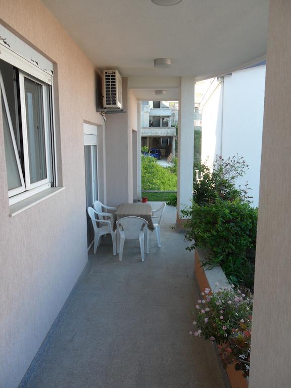 Apartment Petrovic Ulcinj Esterno foto